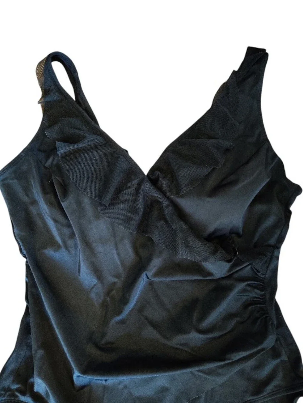 Great‎ Lengths Black Ruffled VNeck Wrap One Piece Tank Swimsuit SZ 16 Plus